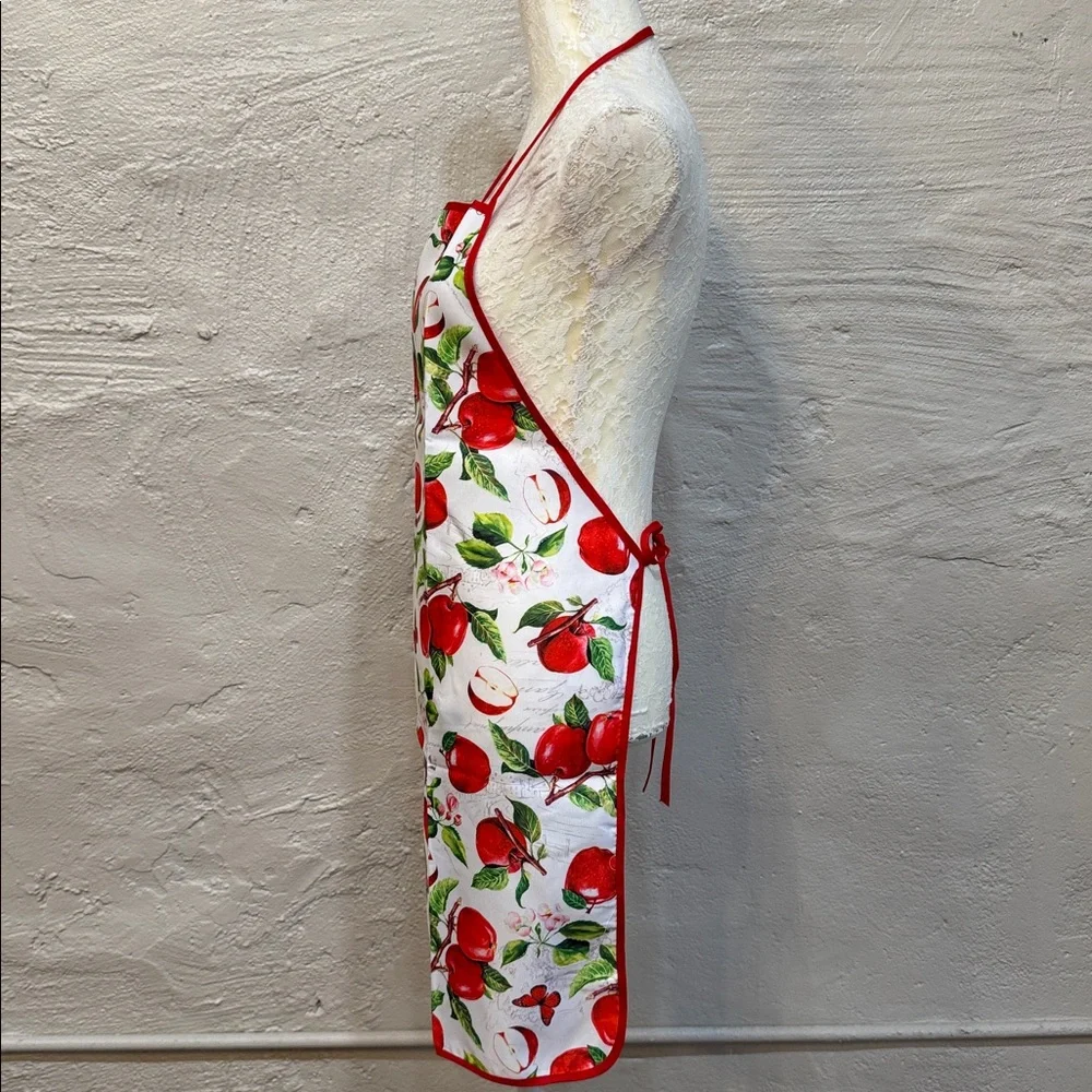 One Size Full Apron with Apples Butterflies and Garden Theme Red and White NWOT